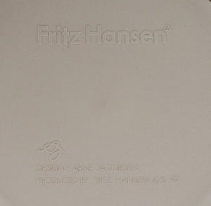 Arne Jacobsen for Fritz Hansen Series 7 Chair (8945563926835)