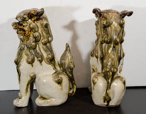 Edo Period Japanese Pair of Porcelain Foo Dogs (6719657967773)