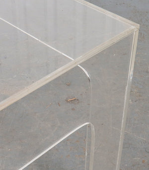 Modern Acrylic Side Table (7219400867997)