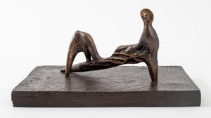 HENRY MOORE  A Pioneer of Modern Sculpture