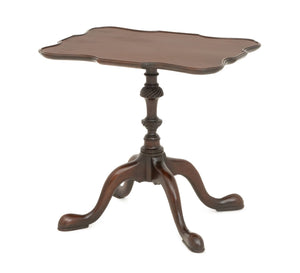 Queen Anne Style Mahogany Pie Crust Top Tea Table