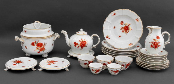 Nymphenburg Porcelain Partial Dinner Service, 25