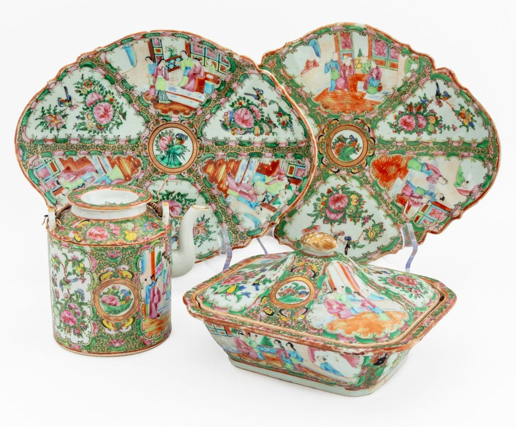 アンティーク　チャイナ　ローズメダリオン ２枚　Chinese Rose Chinese Rose Medallion Porcelain Articles, 4 – Showplace