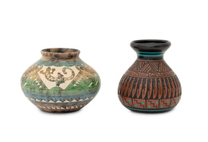 Navajo Dine Art Pottery Vases, 2