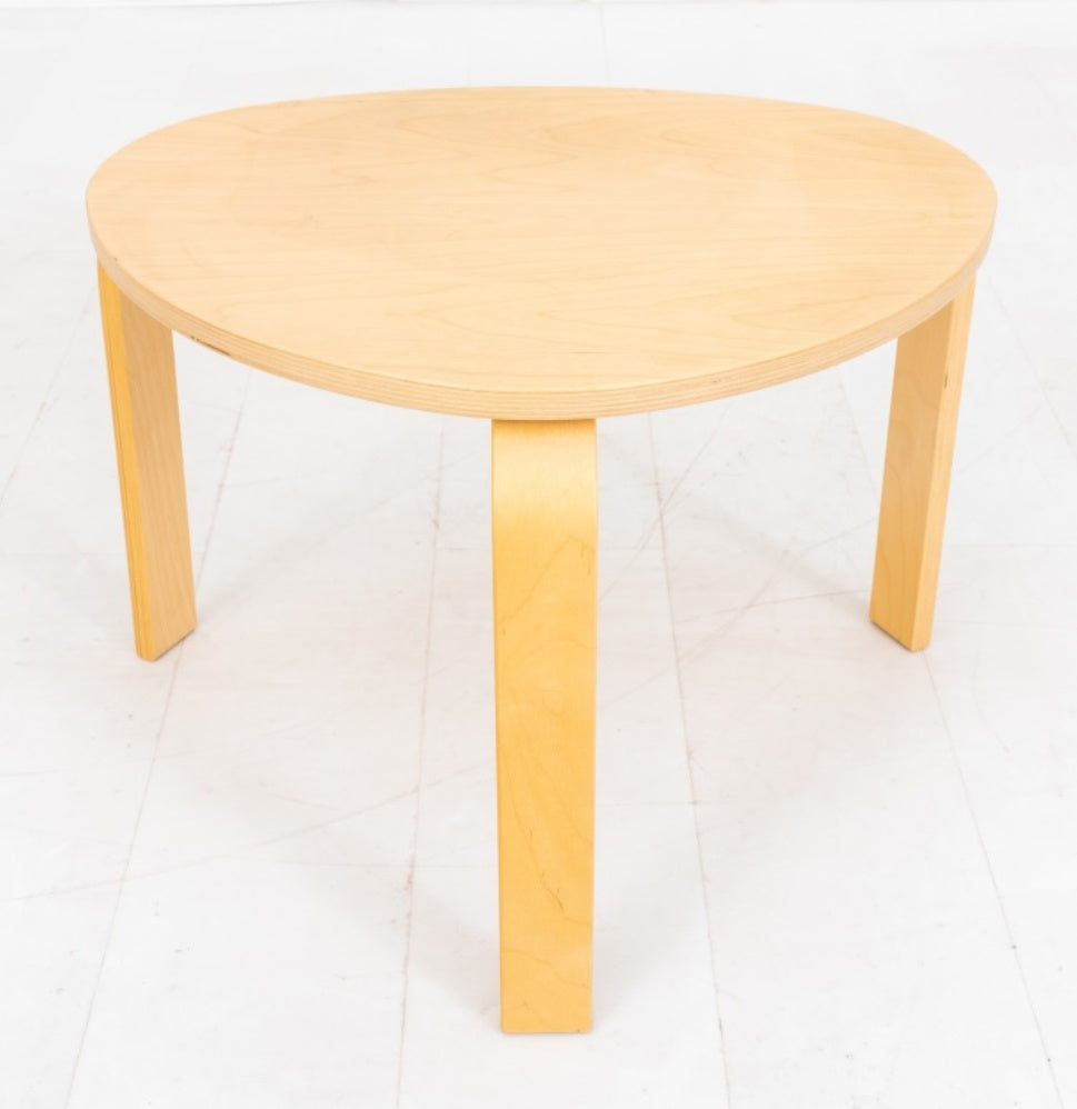 Alvar Aalto Artek Mid-Century Modern Side Tables, Pair