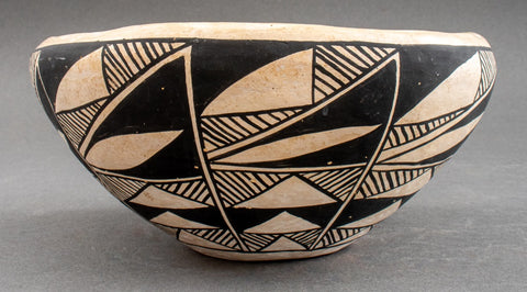 Linda Concho, Acoma Pueblo Pottery Bowl