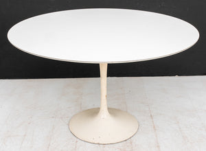 Eero Saarinen Round Tulip Dining Table (9423722348851)