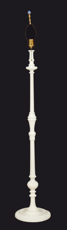 White Painted Wood Floor Lamp (9026934636851)