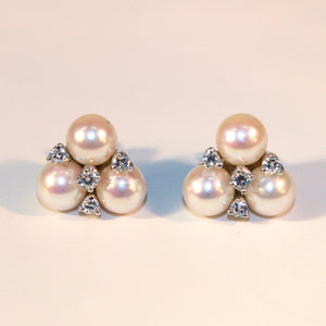 Trefoil Pearl & 18K White Gold Earrings with Diamonds (6719708102813)