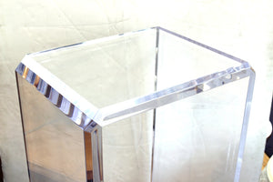 Mid-Century Modern Lucite Display Pedestal top (6719848972445)