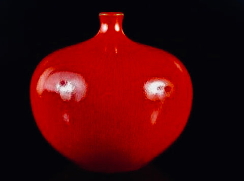 785 Japanese Fine Ceramic Signed Red Vase