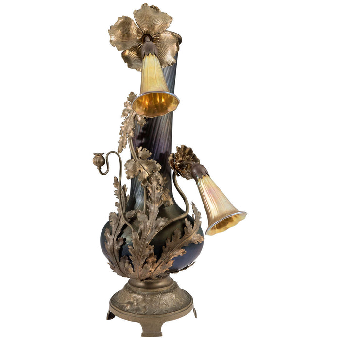 Austrian Art Nouveau Vase-Shaped Bronze Lamp with Lily Light Shades