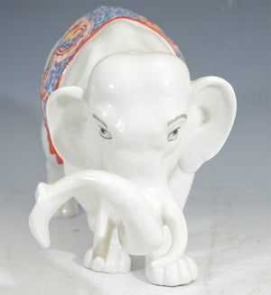Japanese Meiji Period Sculptural Elephant in Porcelain (6719610290333)