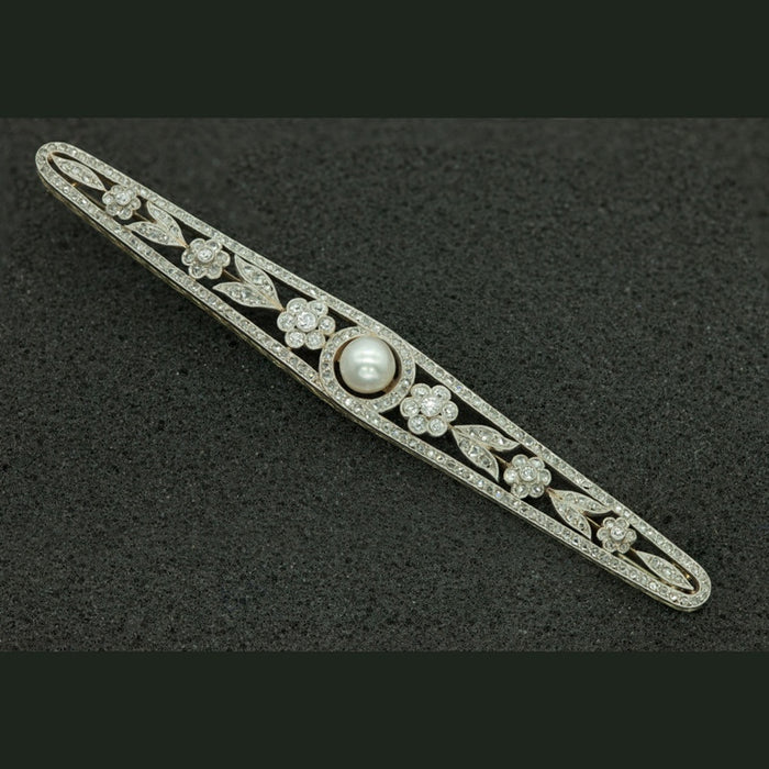 French Art Deco Brooch in Platinum with Pearl and Diamonds
