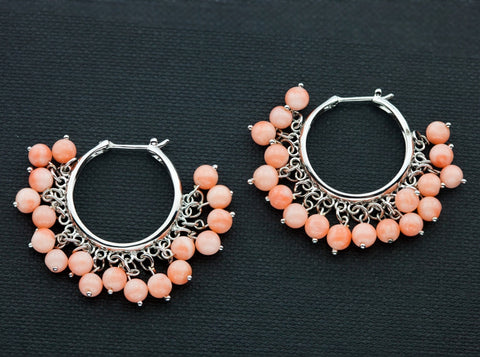 Hoop Earrings with Coral Beads in White Gold