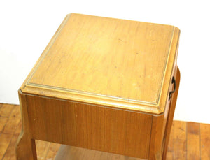 Mid-Century Modern Nightstand Table (6720028147869)