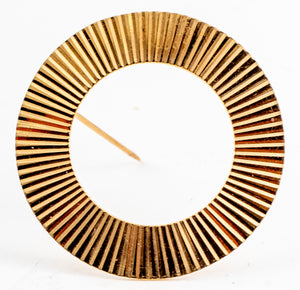 Retro 14K Yellow Gold Ribbed Circle Brooch (7383743758493)