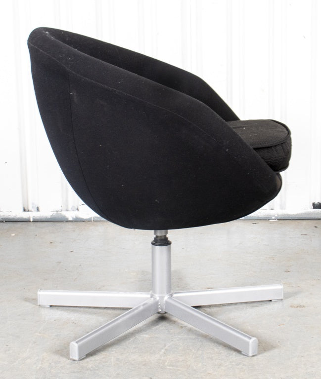 Overman best sale egg chair