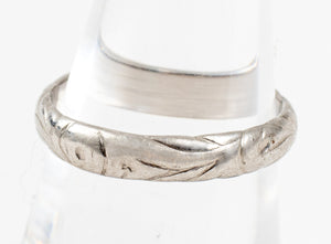 Platinum Tribal Engraved Peacock Feather Band Ring (7323262615709)