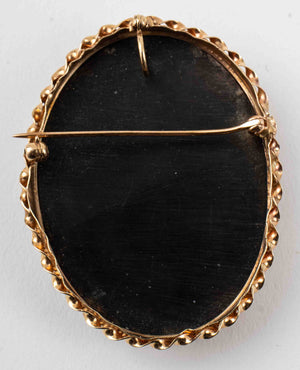 14K Yellow Gold Black Mother-Of-Pearl Cameo Brooch (7368149368989)