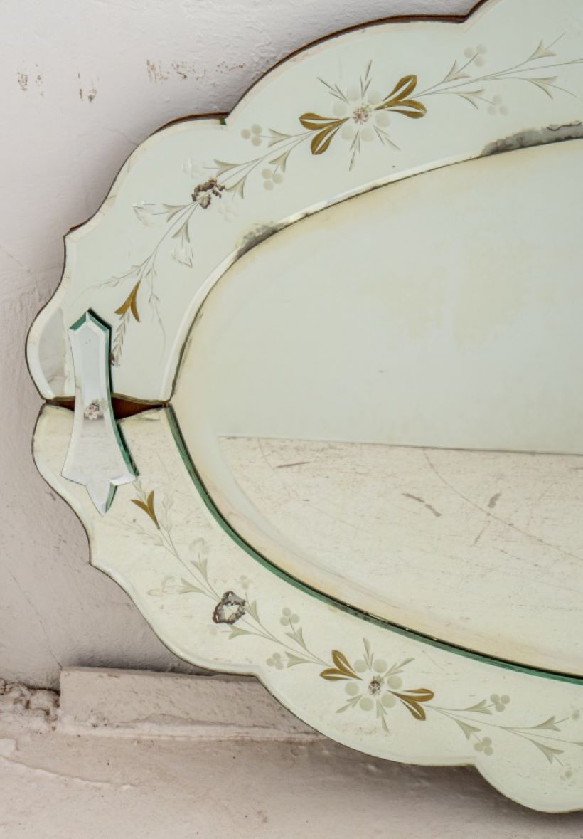 Venetian Style Oval Etched Wall Mirror – Showplace