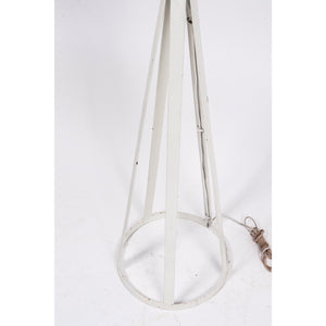 Modernist White-Painted Metal Floor Lamp With Clamshell Finial base (6719976505501)