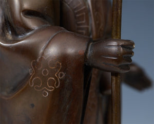 Japanese Meiji Sculpture of an Old Man in Bronze (6719643189405)
